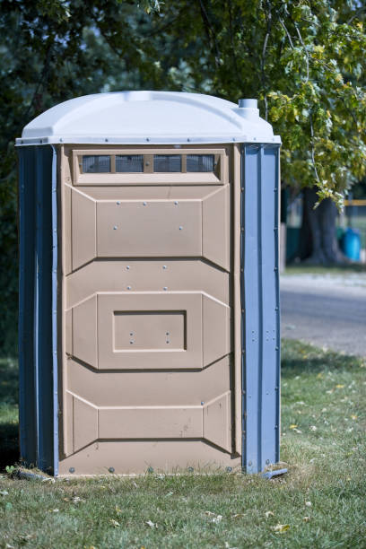 Best Portable restroom trailer rental  in Lake Zurich, IL